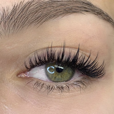 Which-eyelash-extensions-look-natural-and-how-long-is-the-duration
